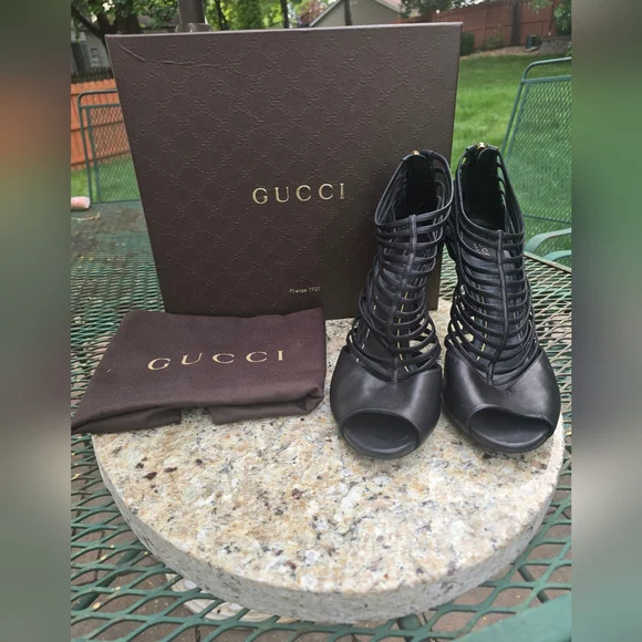 Gucci Saddle Soft Lux Peep Toe Caged Sandles 39 - Picture 2 of 6